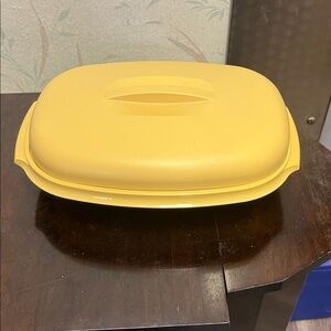 Vintage Tupperware Harvest Gold microwave vegetable steamer